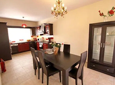 Captain Alex 2 Villa