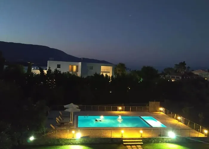 فيلة Captain Alex 2 *