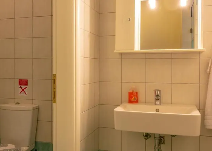 Captain Alex 2 فيلة *